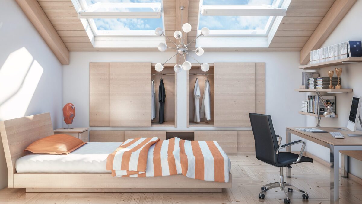 Kleines Jugendzimmer mit Dachschräge einrichten