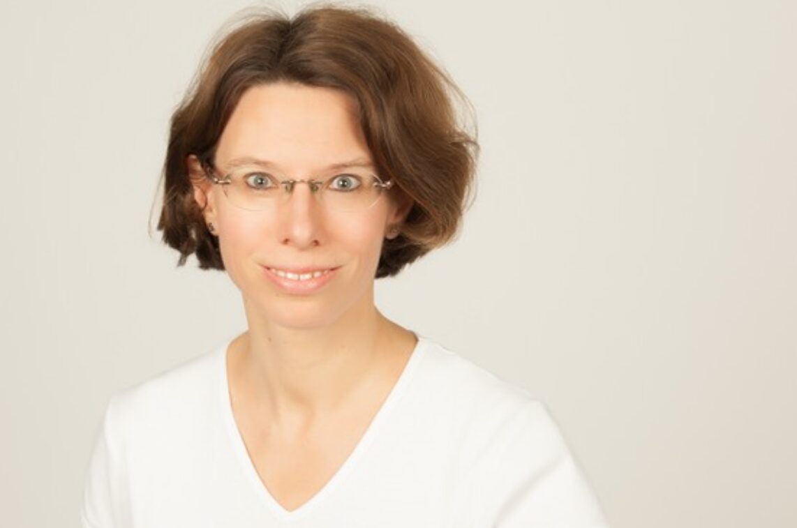 Mag. Iris Pichler – Ganzheitliche Balance durch Energiearbeit und Achtsamkeit