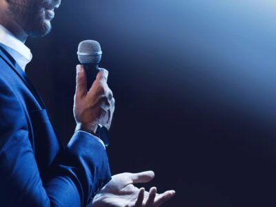 Klaus Eckel Warum der Wiener Kabarett-Star die Massen bewegt