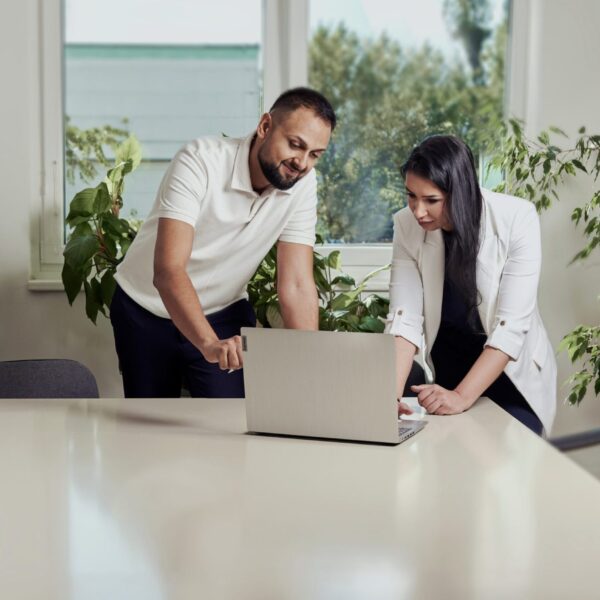 Nebojsa Paunovic & Sabrina Petrovic
