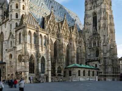 Kirchen in Wien entdecken Zwischen Geschichte, Glaube und Architektur